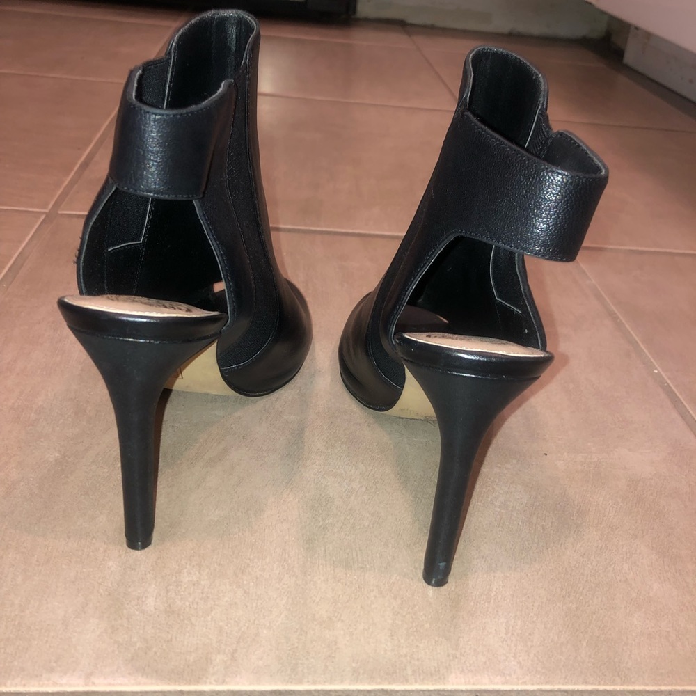 Vince Camuto Blk Open Toe, Open Heel Booties 9m - image 3
